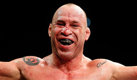Wanderlei- WWE talks are over!!, Natalya on inducting Madusa, Stocks