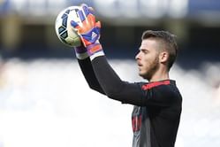 Reds face tough choice in search for De Gea alternative