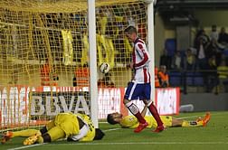 Video: Fernando Torres scores fantastic goal against Villarreal with a run from Atletico Madrid's half