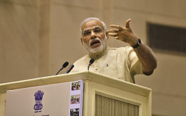 Narendra Modi seeks International Olympic Committee's help to promote India as 'sports hub'