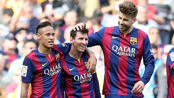 Barcelona beat Valencia but still remain only 2 points ahead of Real Madrid