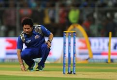 Sachin Tendulkar continues to mesmerise, gets the most cheers at Wankhede stadium