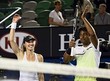 Paes-Hingis knocked out of French Open