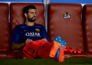 Gerard Pique bench Barcelona