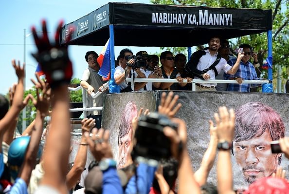 Hero's welcome for Manny Pacquiao in Manila
