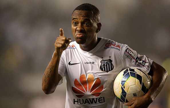 Flamengo consider Robinho bid