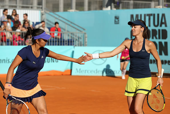 Sania Mirza-Martina Hingis through to the quarters of Madrid Open
