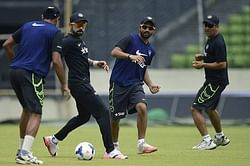 India hope to avoid an embarrassing whitewash