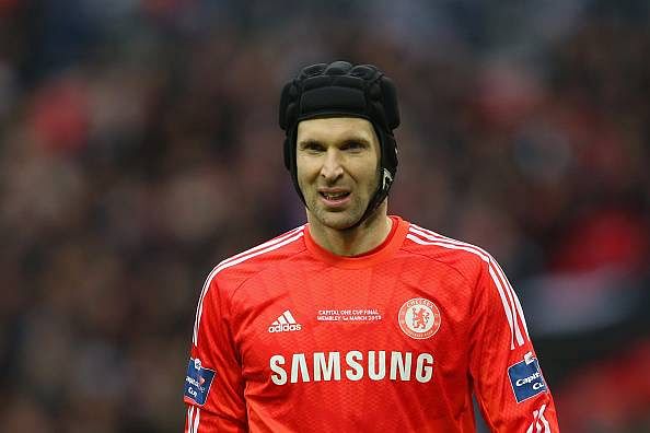 Cech's Arsenal move could see Gunners stall Chelsea's title hopes