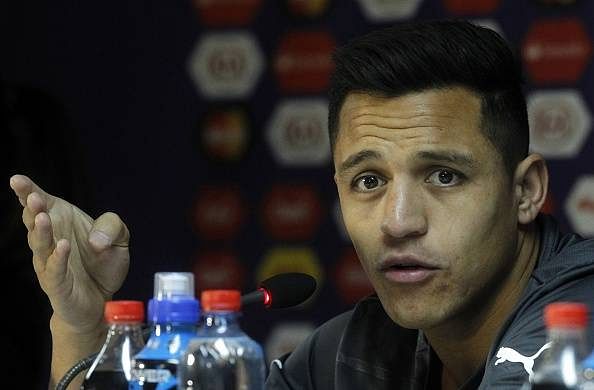Alexis Sanchez tells Vidal: bust your a**' for Chile