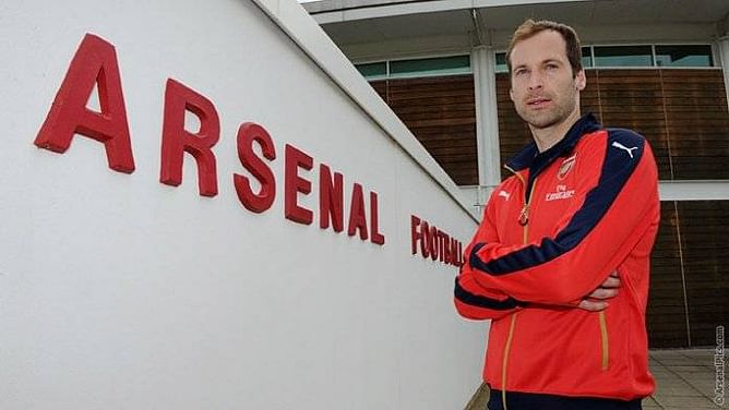 Have Arsenal increased their chances of winning the Premier League with Petr Cech's signing?