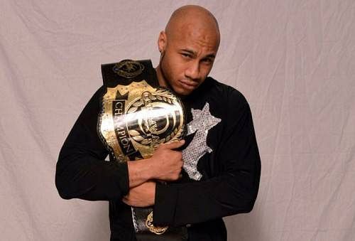 Independent Wrestler comes out as gay