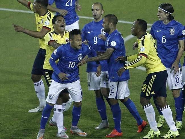Neymar's mistakes have hurt Brazil, says teammate Dani Alves