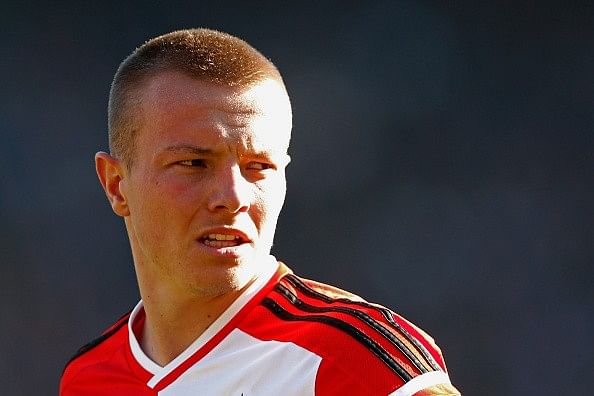 Southampton complete Jordy Clasie's move from Feyenoord