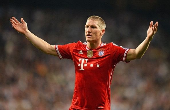 Bastian Schweinsteiger arrives at Manchester United to 'prove a point'