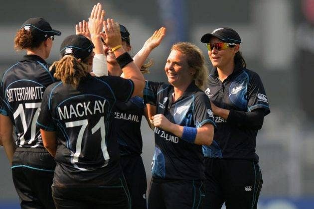 Kiwis trounce Indian eves to take 2-1 lead