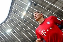 Schweinsteiger should decide on his own future: Guardiola