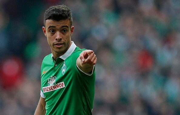 Werder Bremen's Franco Di Santo moves to Schalke