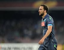 New Napoli coach Maurizio Sarri wants to keep forward Gonzalo Higuain