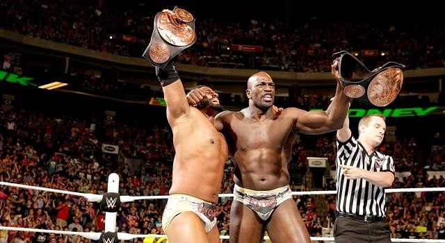 Video: Mark Henry and Prime Time Players pulled by Police after Battleground