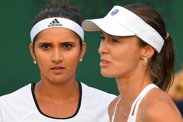 Sania Mirza - Martina Hingis cruise to third round at Wimbledon