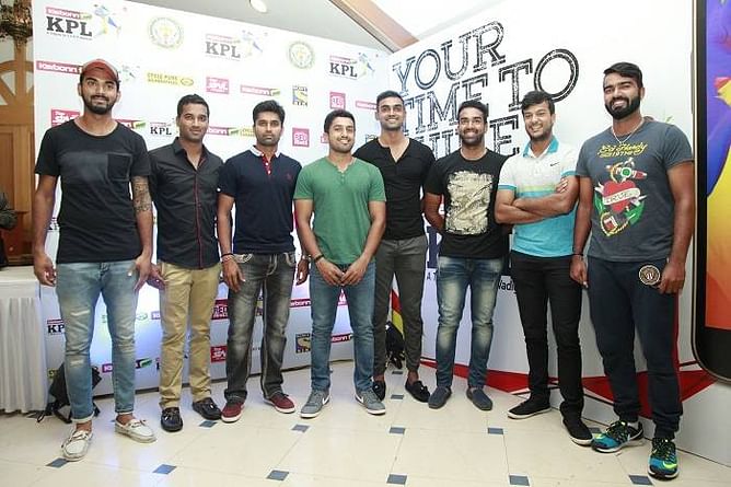 Cricket superstars to watch out for in karbonn smart KPL IV