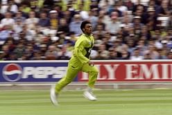Shoaib Akhtar - An ode to the flying machine