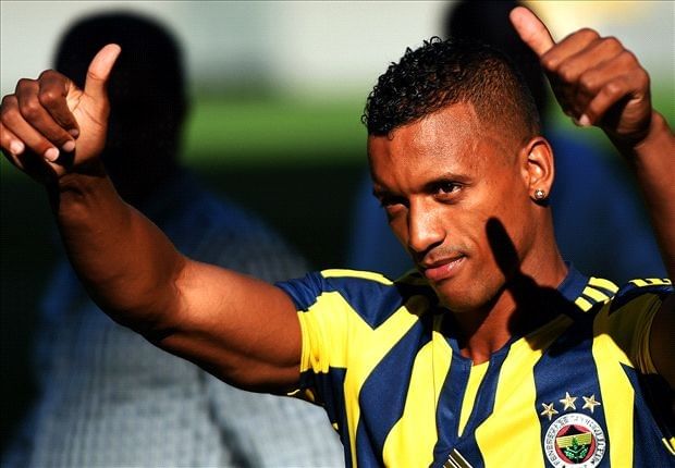 Video: Nani scores wonderful injury time free-kick to win game for Fenerbahce