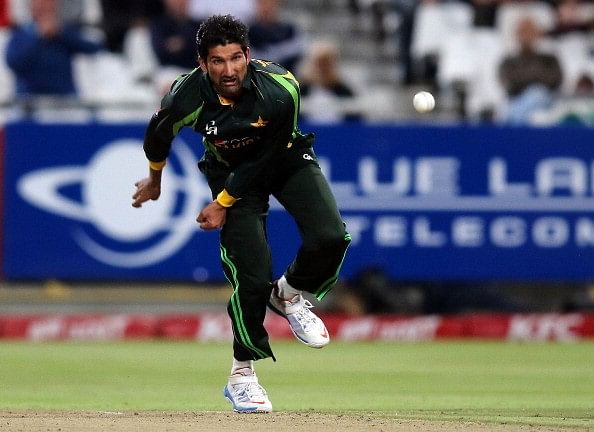 5 cricketers who were equally comfortable bowling pace and spin