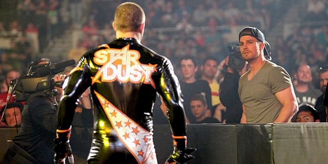 Stephen Amell receives praise after RAW, WWE's response to story on wrestler deaths