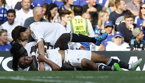 Ayew goal Gomis Swansea Chelsea
