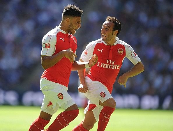 Wenger breaks Mourinho hoodoo as Arsenal beat Chelsea to win Community Shield