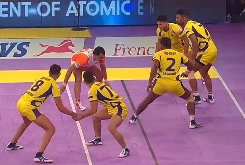 Telugu Titans move to top of Pro Kabaddi table with 29-29 draw vs Puneri Paltan