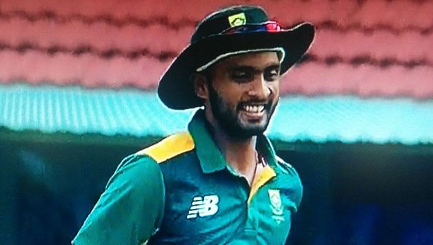 Mandeep Singh brought on to field for South Africa 'A' against India 'A'