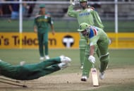 Jonty Rhodes affects the now-famous run-out