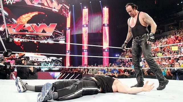 Undertaker poll, Kelly Kelly reality show debuts, WWE stock drops