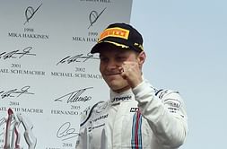 Valtteri Bottas does 'Silverstone on Ice'