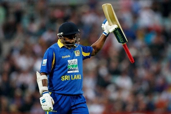 Sanath Jayasuriya acknowledges the crowd after his last innings for Sri Lanka in 2011