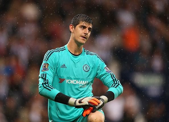Report: Chelsea's Thibaut Courtois set to miss Everton clash due to knee injury