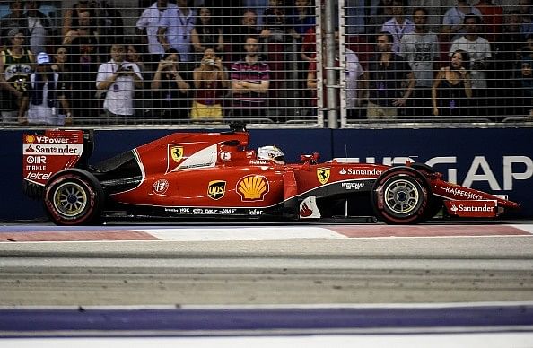 Singapore GP Race Report: Sebastian Vettel takes victory, fan on the track!