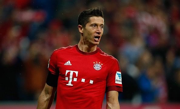 Robert Lewandowski pokes fun at Cristiano Ronaldo after upstaging him