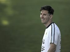 Video: Lionel Messi leaves Houston Dynamo academy players in awe
