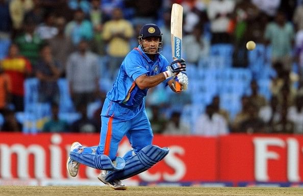 Video: When MS Dhoni hit a six and didn't see how far it went