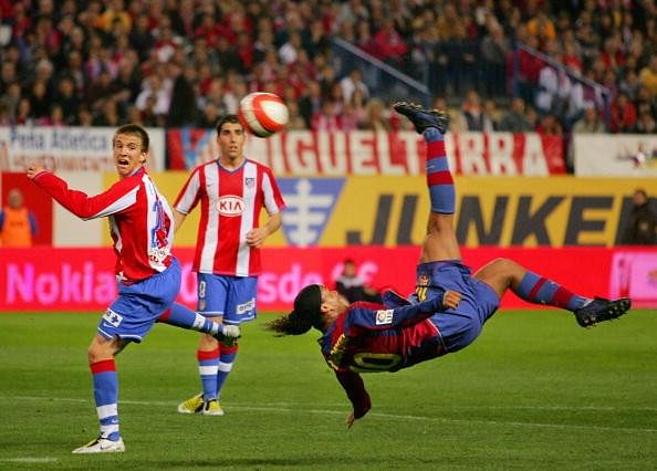 Ronaldinho bicycle kick goal Barcelona Atletico Madrid