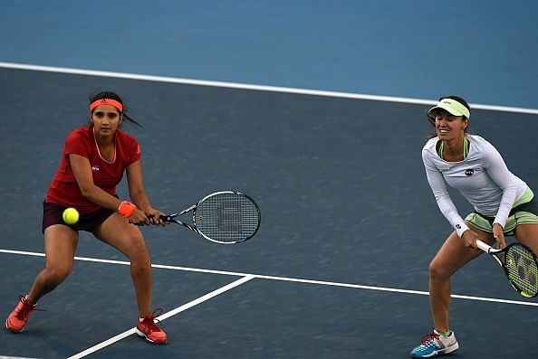 Sania Mirza and Martina Hingis take China Open title