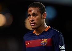 Former Barcelona star Ronaldinho picks Neymar as his 'heir'