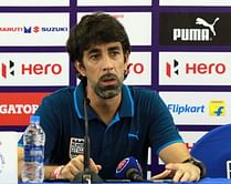 ISL 2015: Oscar Bruzon wants to make DY Patil Stadium a fortress, praises Sunil Chhetri