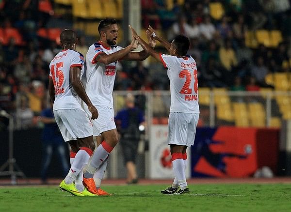 Robin Singh Delhi Dynamos FC Pune City