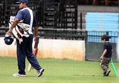 Rahul Dravid's sons follow AB de Villiers' technique
