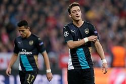 Carragher urges Arsenal's Mesut Ozil to lead the charge for the Premier League title